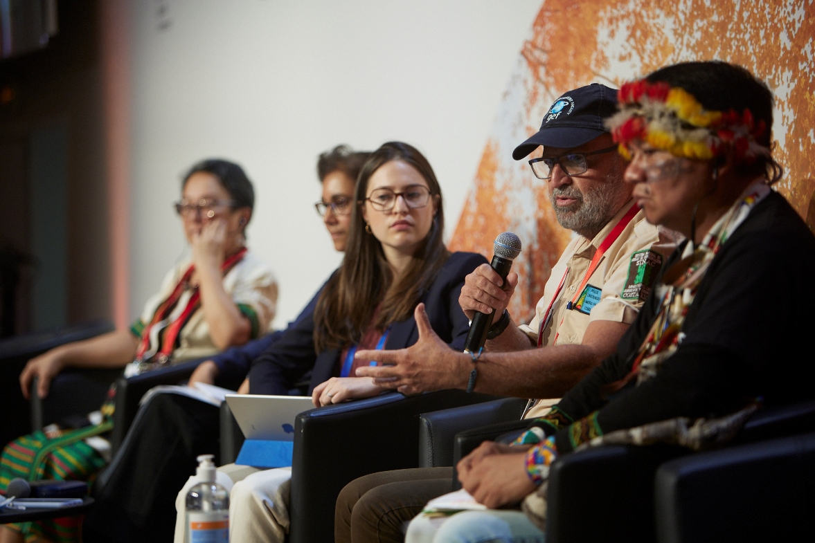 IUCN Voices for Change people talking